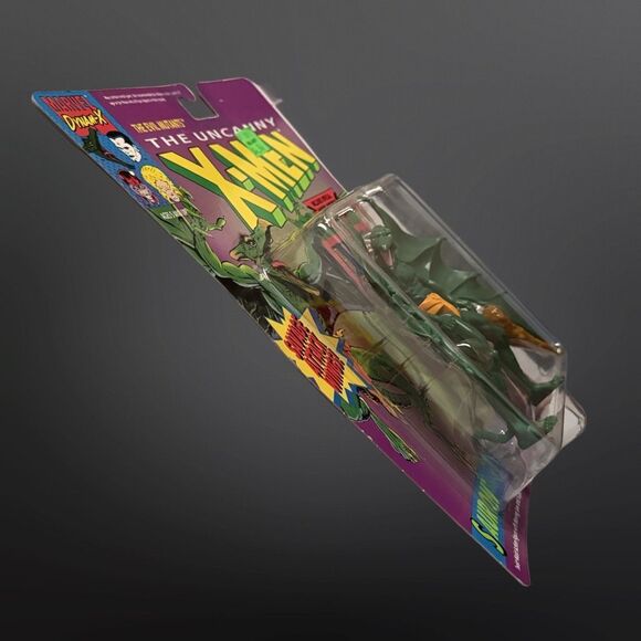 Vintage 1992 ToyBiz Uncanny X-Men Sauron Blast Attack Wing Action Figure Sealed - Picture 2 of 8